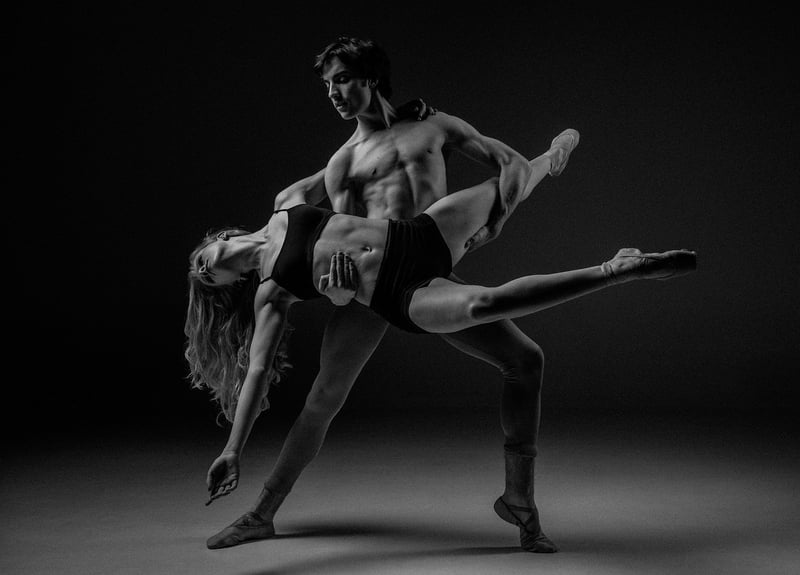 Salsa dancers